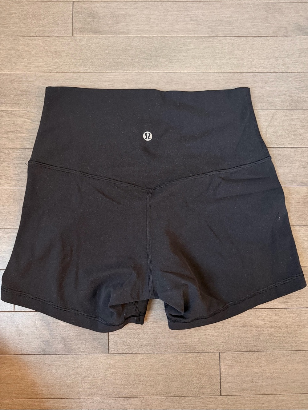 lululemon athletica Align Shorts 4”